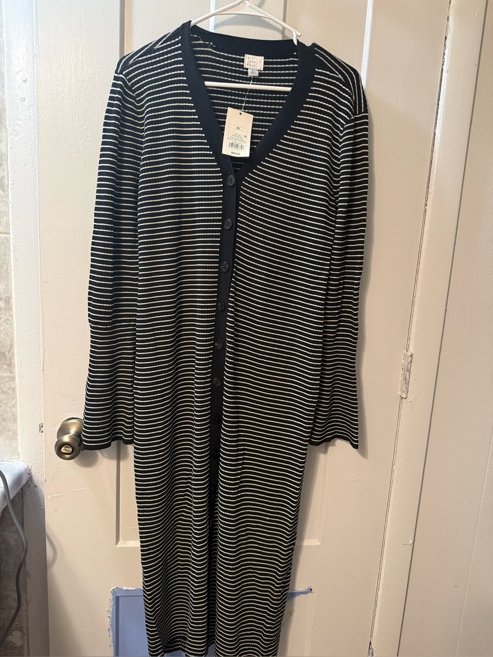 New Day long cardigan in women’s size XL.